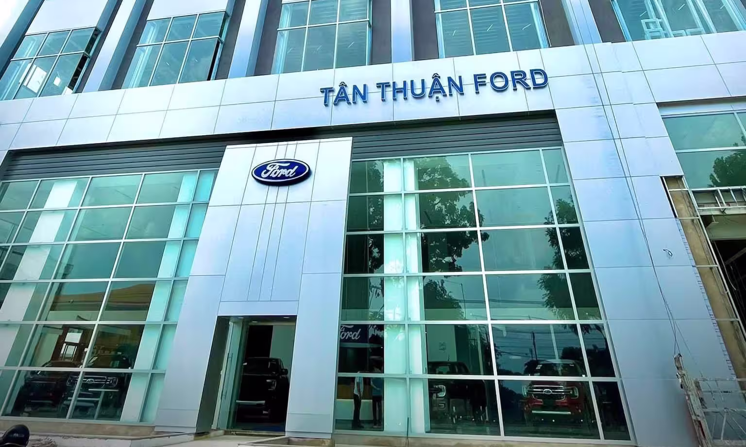 Tân Thuận Ford